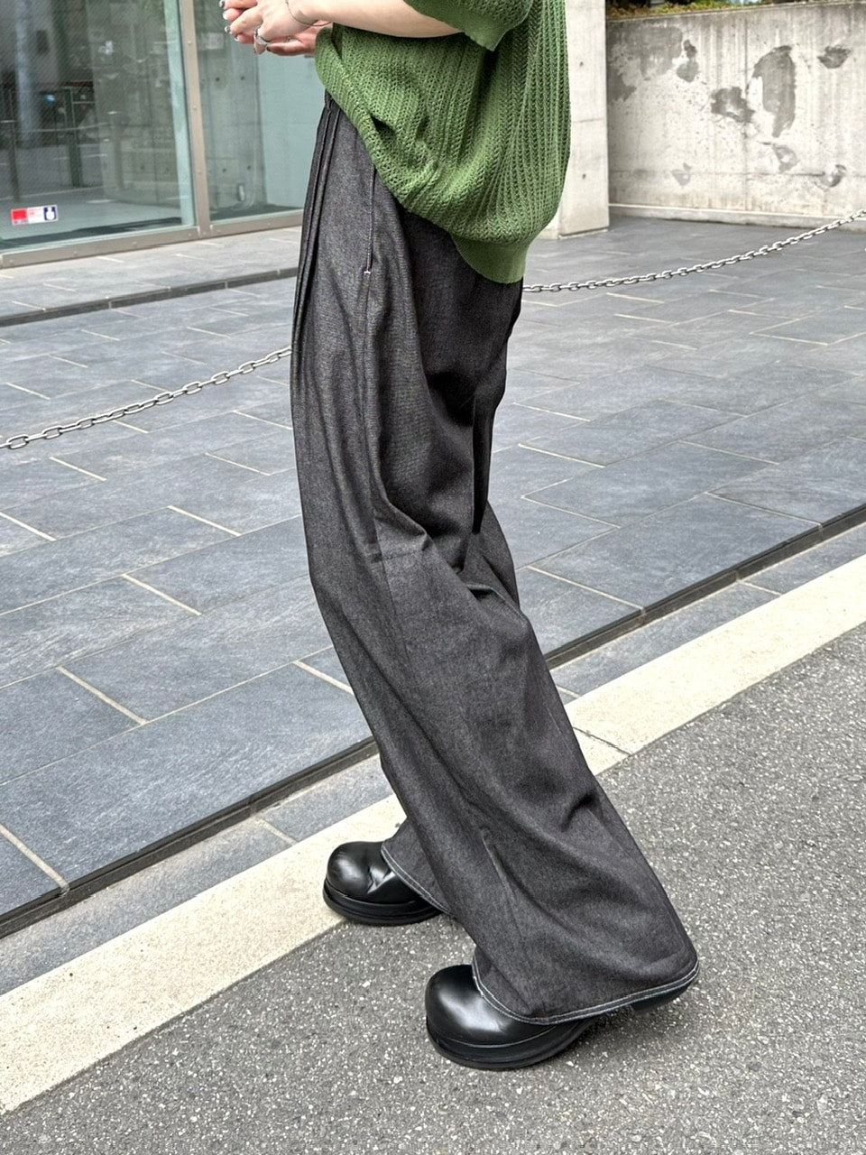 受注制【Chikashitsu +】2tuck denim slacks (2color)