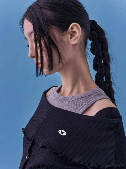 【FANCY CLUB】HEIDI KNITTED OFF-SHOULDER