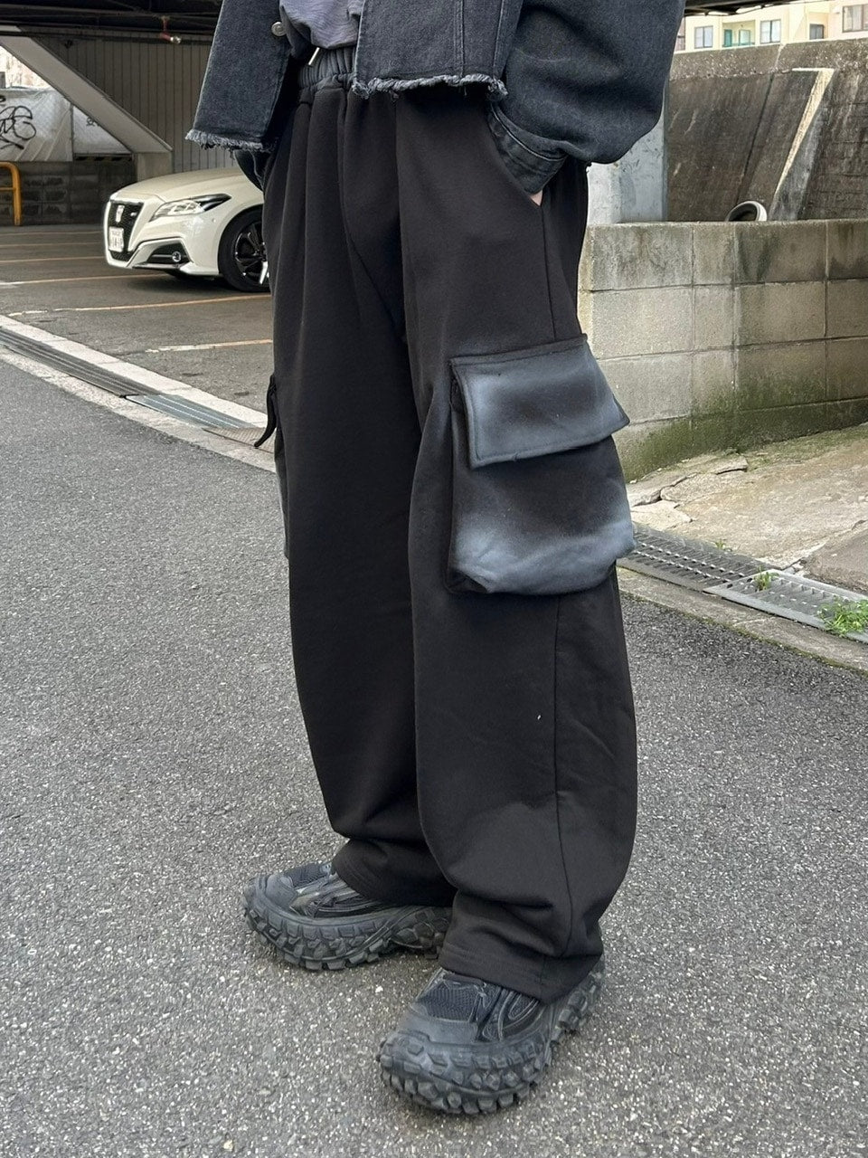 大阪店WEB限定【Chikashitsu +】washed sweat cargo pants (2color)