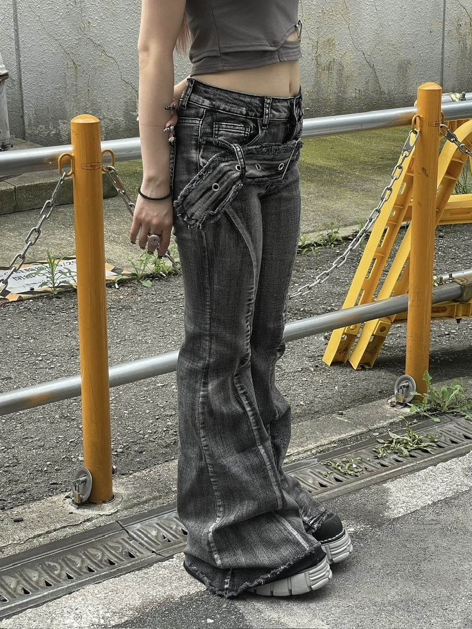 国際配送【Never mind the XU】fur charm