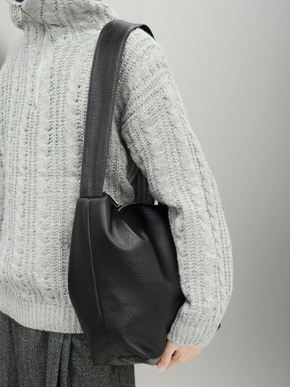 東京店WEB限定【Chikashitsu +】eco leather cross bag (2color)