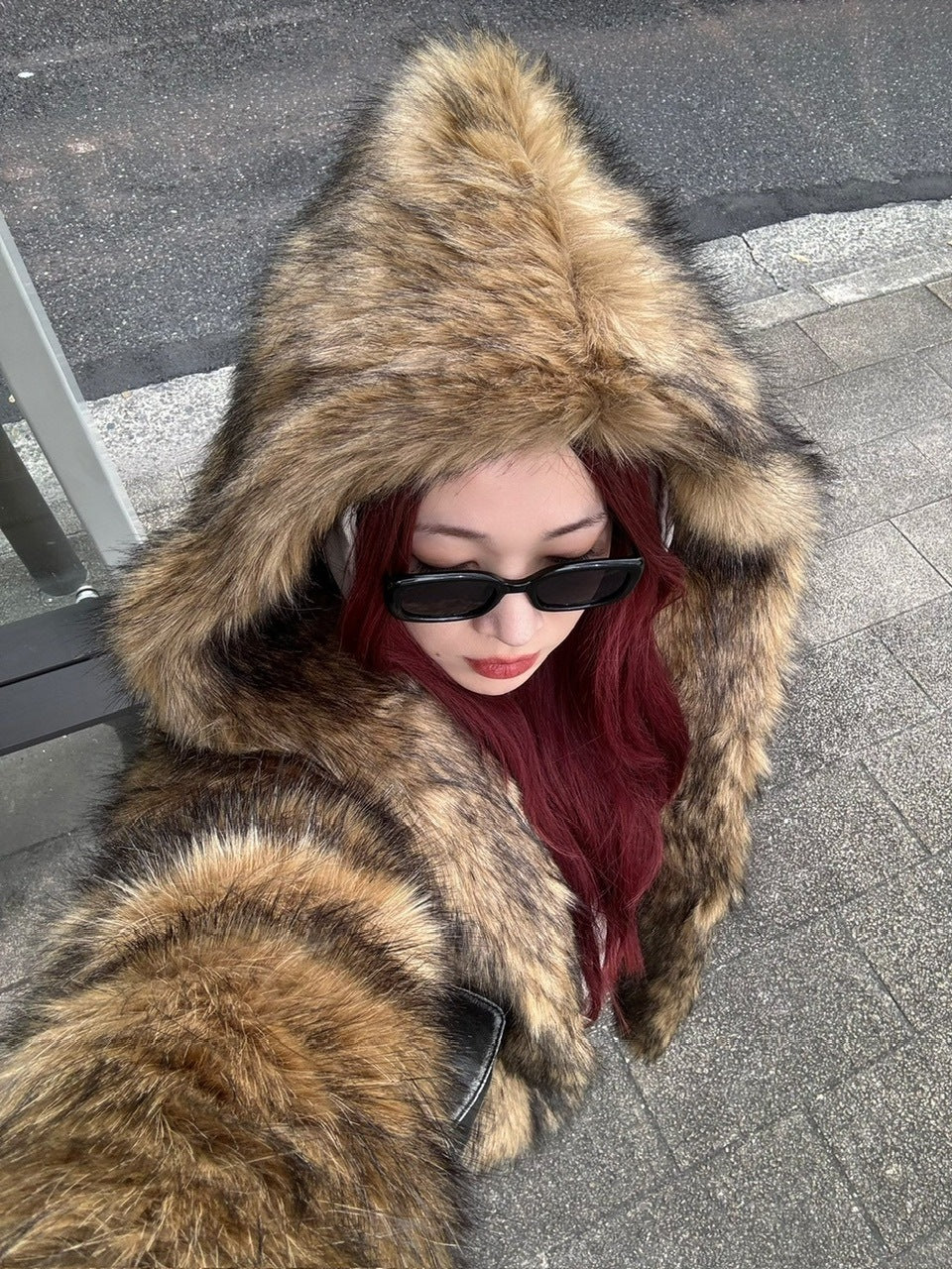 受注制【Chikashitsu +】hooded cropped fur blouson (2color)