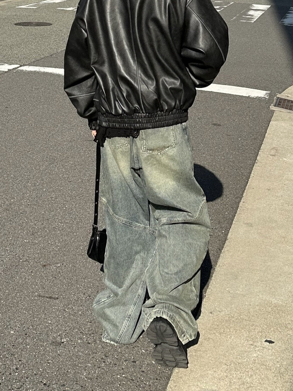 大阪店WEB限定【Chikashitsu +】double pocket wide denim pants (2color)