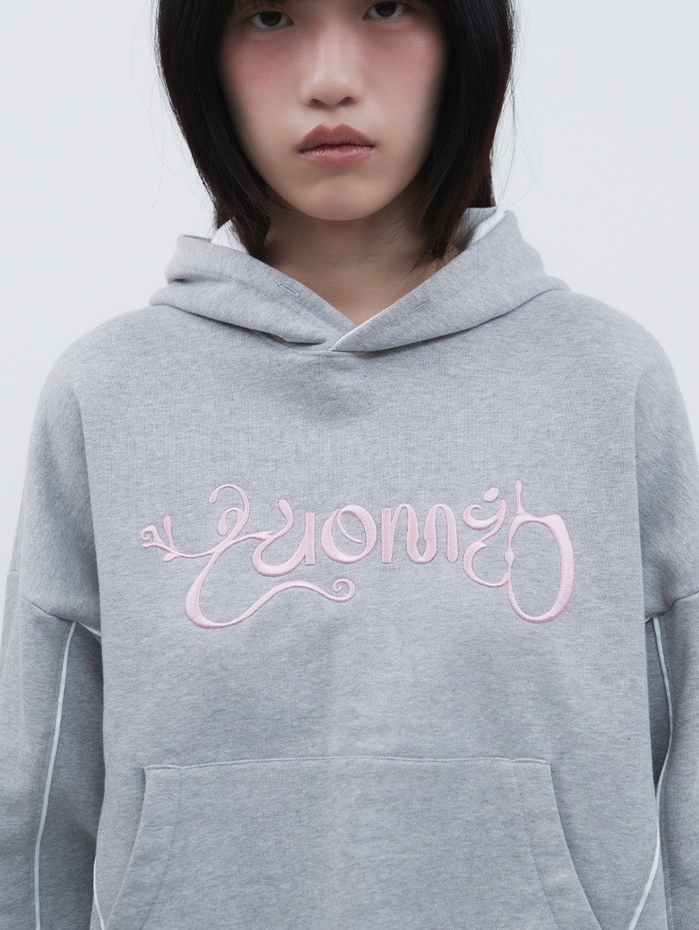 【TUOMIO】GRAPHIC BLOCK HOODIE