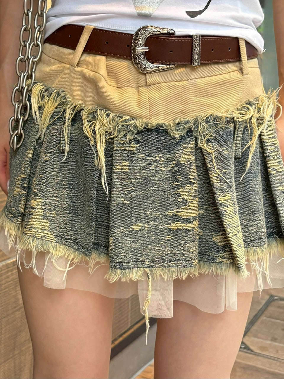 【Cest Nous】Belted Denim Pleated Skirt