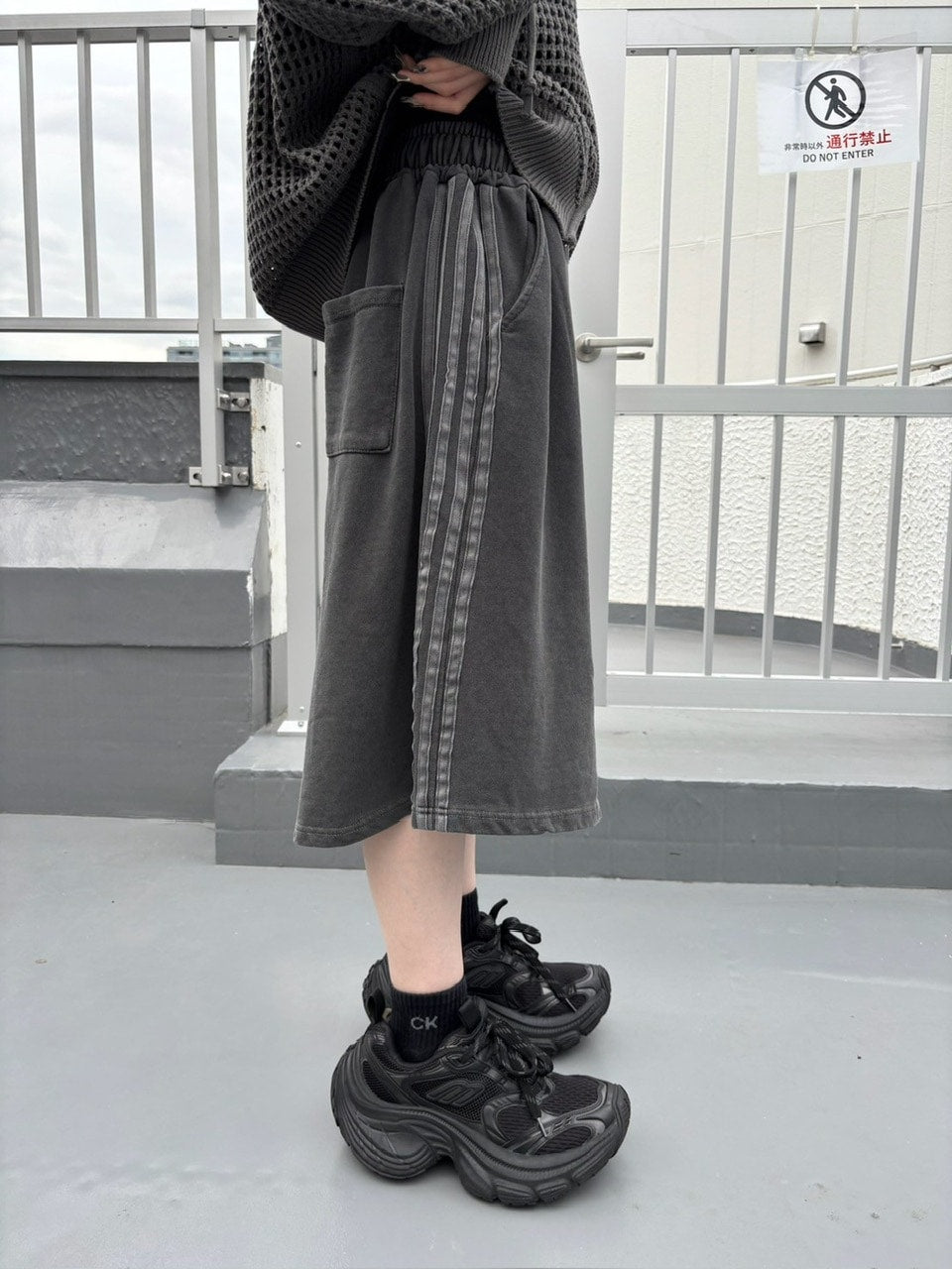 【nmtc+】side line pigment sweat shorts (2color)