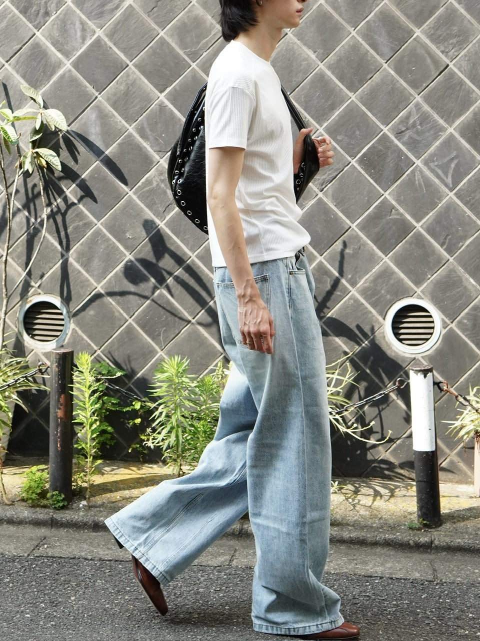 東京店WEB限定受注制【Chikashitsu +】barrel leg jeans