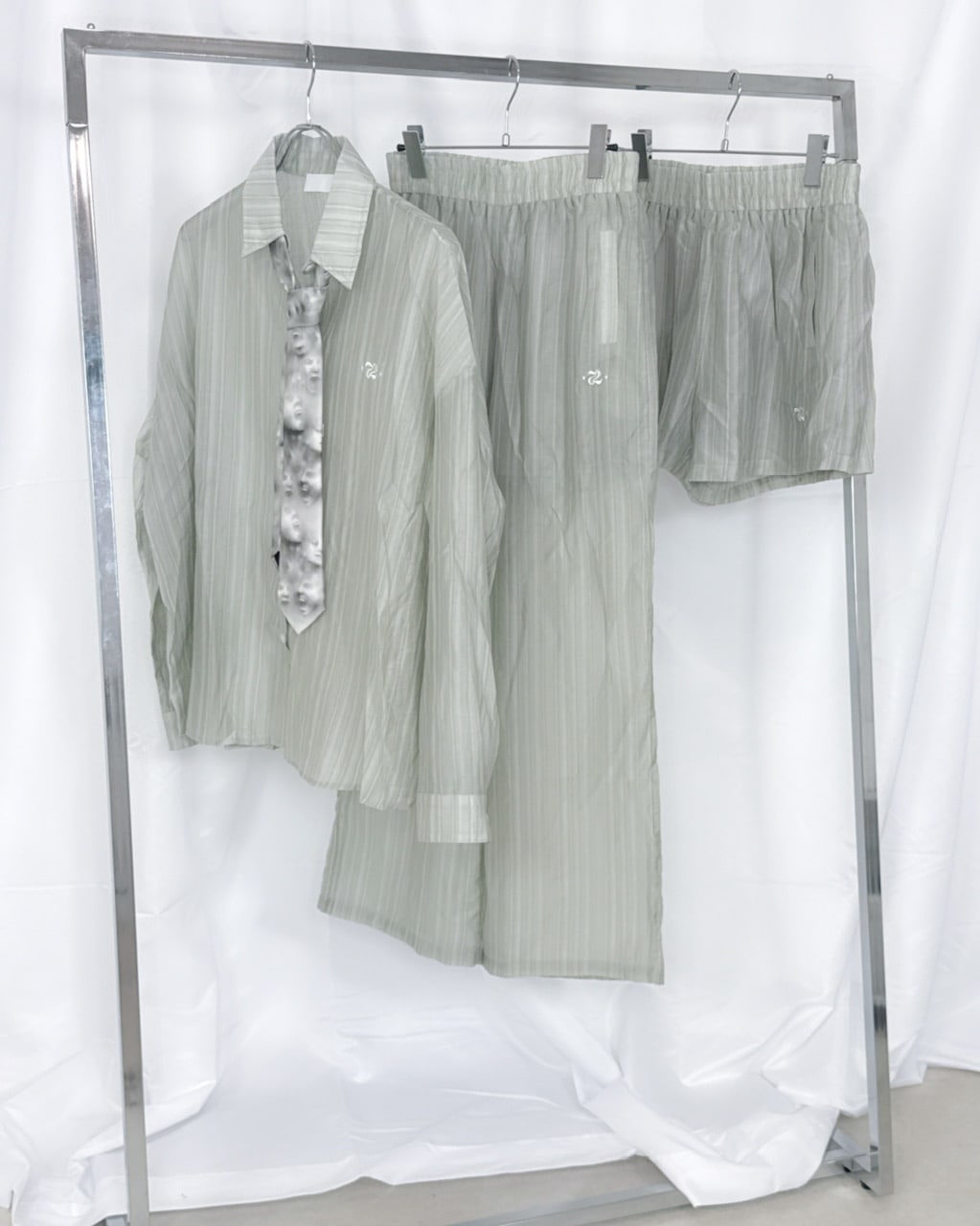 国際配送【Nerd out XU】crape sheer pants / 【ナードアウトエックスユー】クレープシアーパンツ