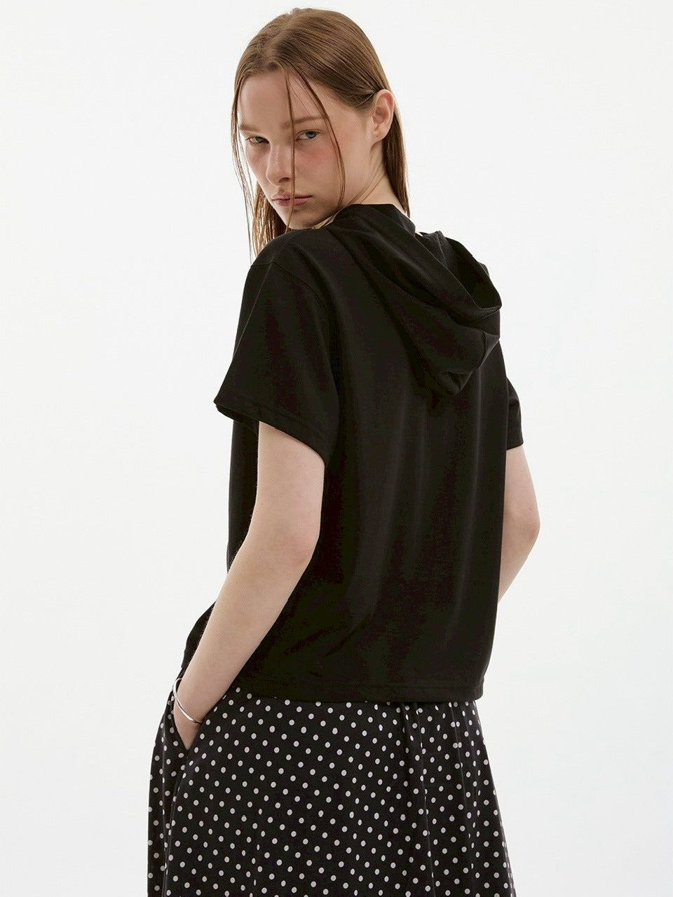 【ESC STUDIO】quadruple shaky hoodie / 【イーエスシーステュディオ】クアドルプルシャイキーロゴフード付き半袖Tシャツ