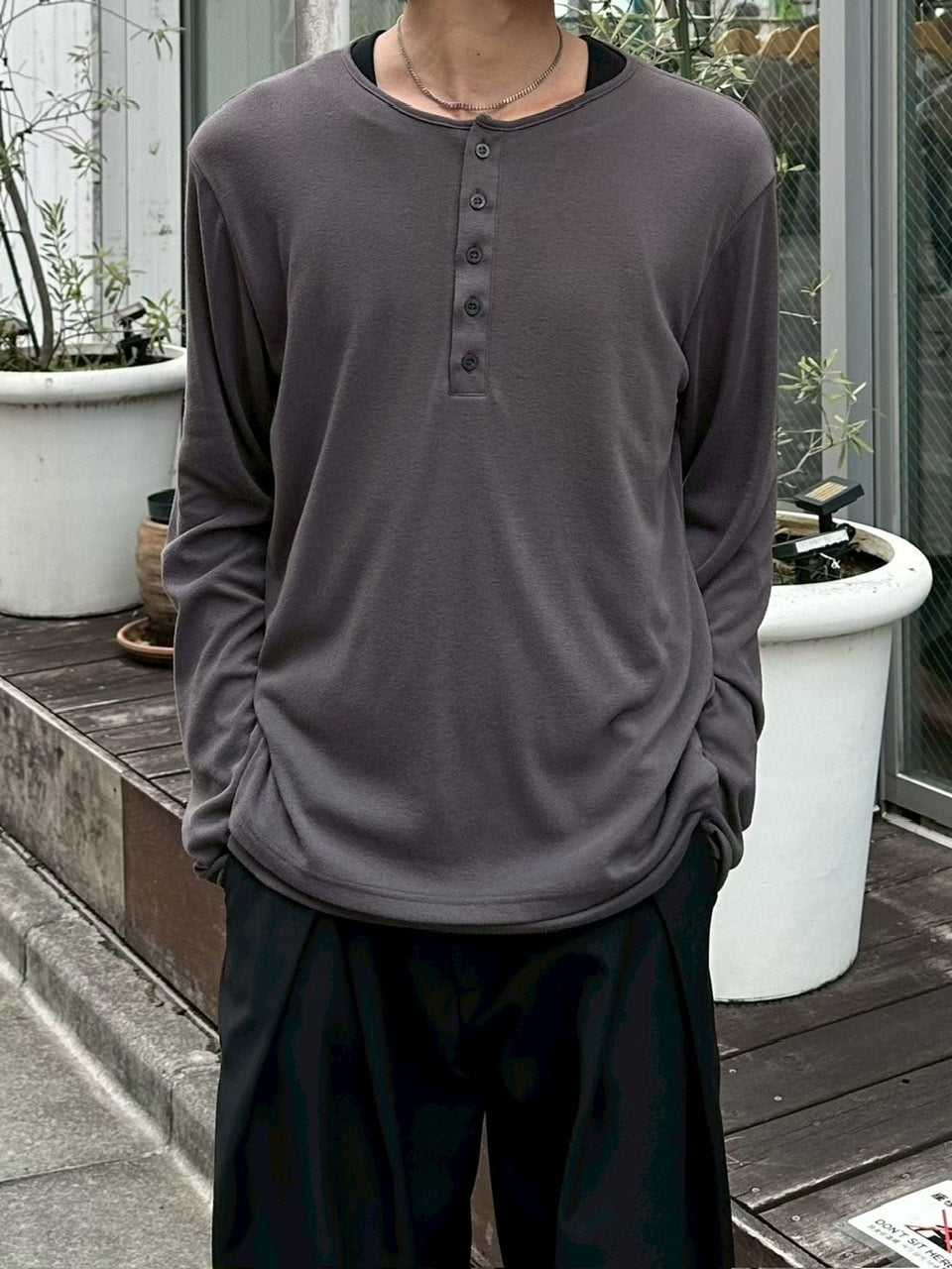 大阪店WEB限定【Chikashitsu +】layered henry neck long sleeve / 【チカシツプラス】レイヤードヘンリーネック長袖Tシャツ (3color)