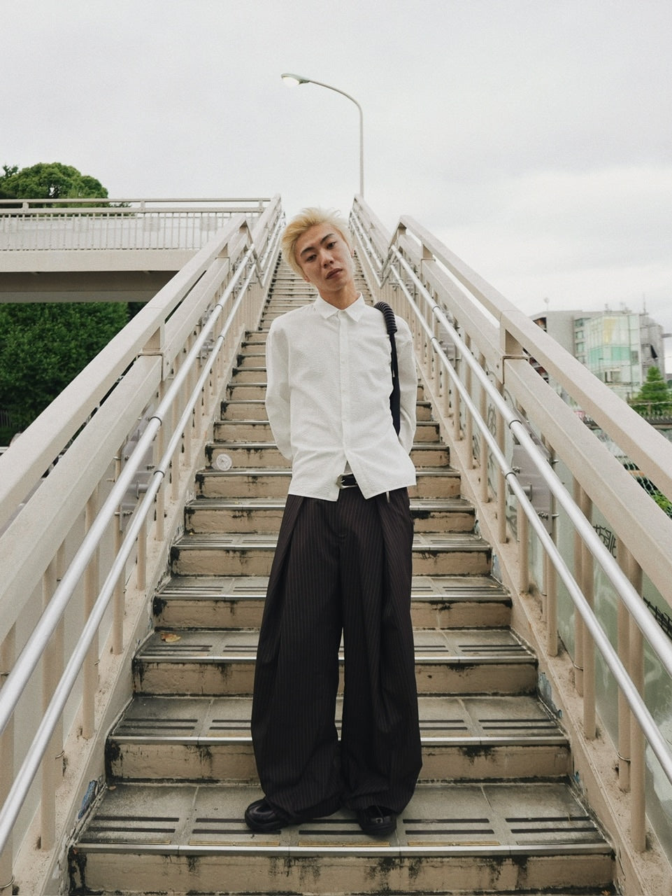 【CS】stripe cross tuck drape slacks (brown)