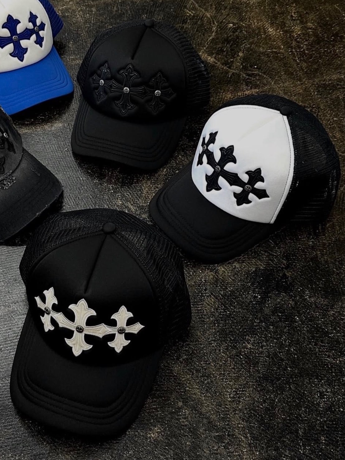 1/30 再入荷【SUPPLIER】Cross Leather Patch Mesh Cap / 【サプライヤー】クロスパッチメッシュキャップ