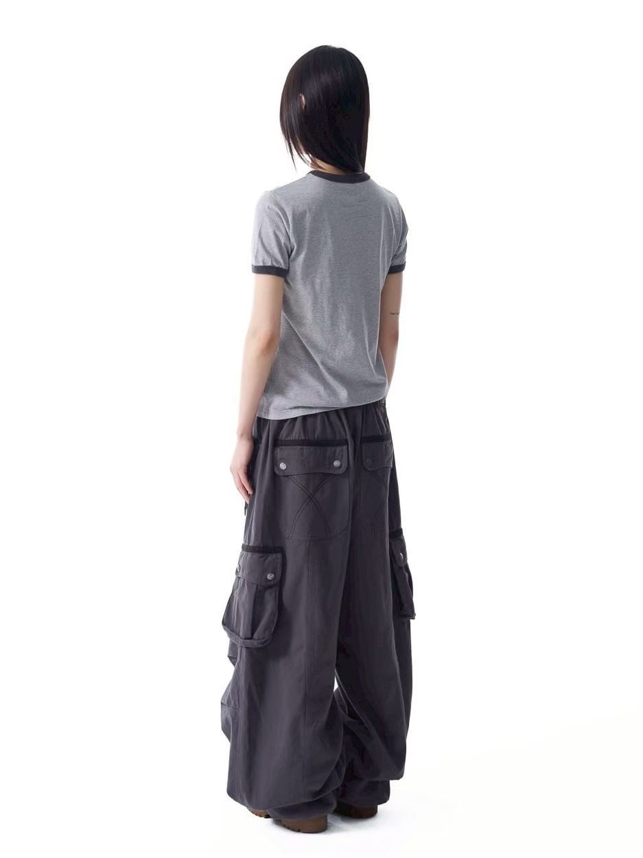 【AAKAM】Knee Pin-tuck Contrast Cargo Pants