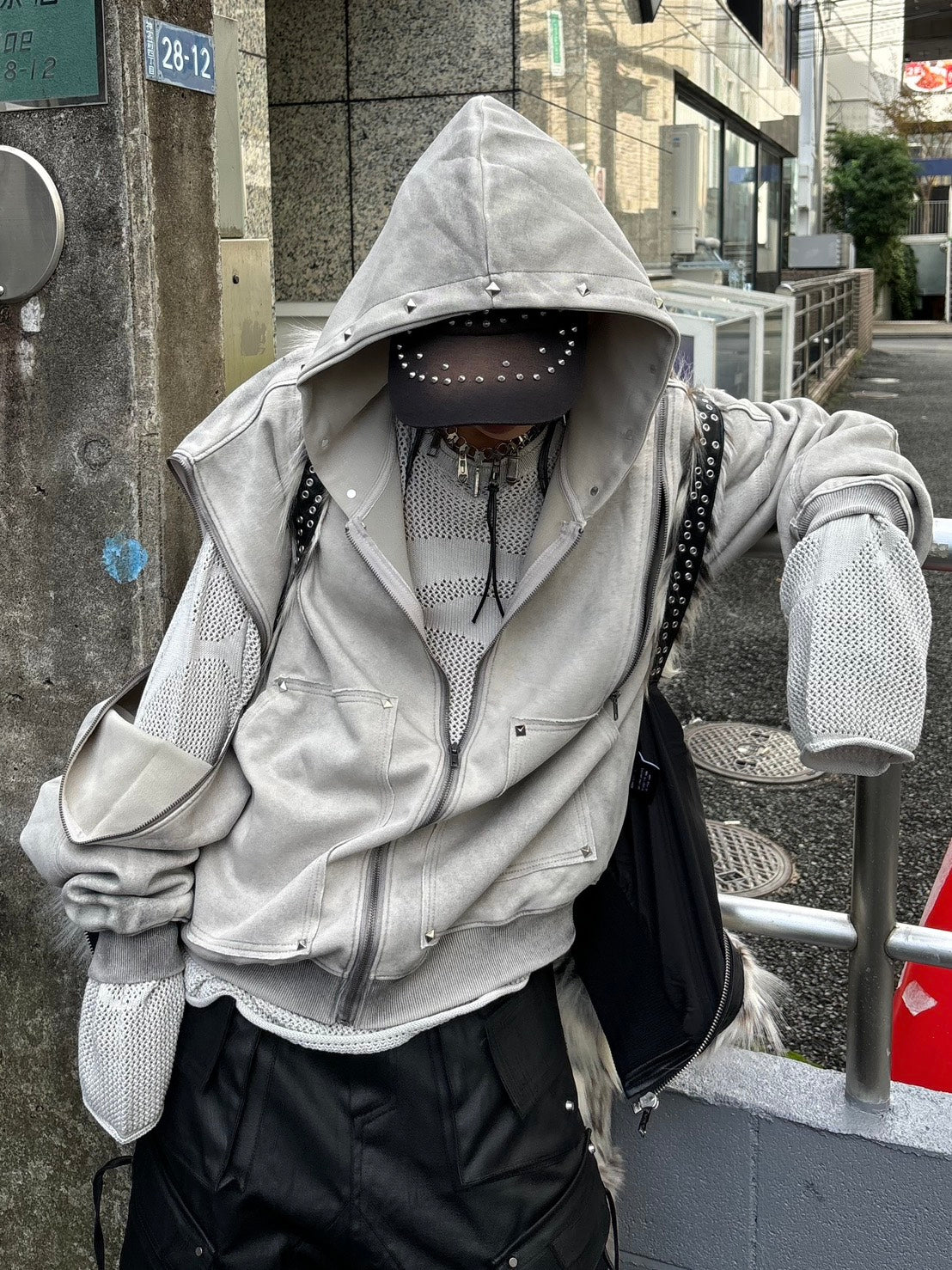 【Never mind the XU】studs washing zip up hoodie / 【ネバーマインドザエックスユー】スタッズウォッシングジップパーカー