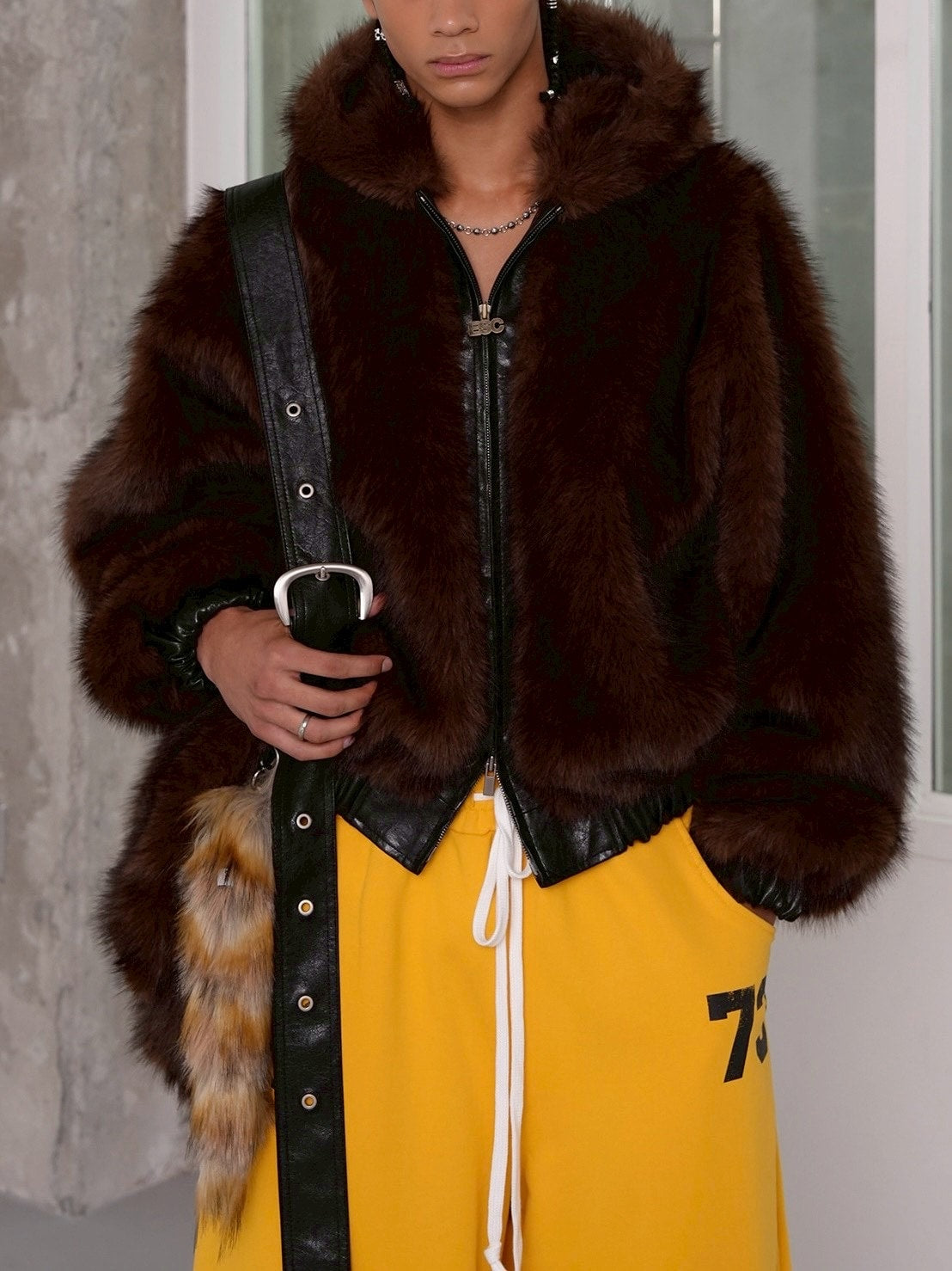 【ESC STUDIO】Fur tail multi chain