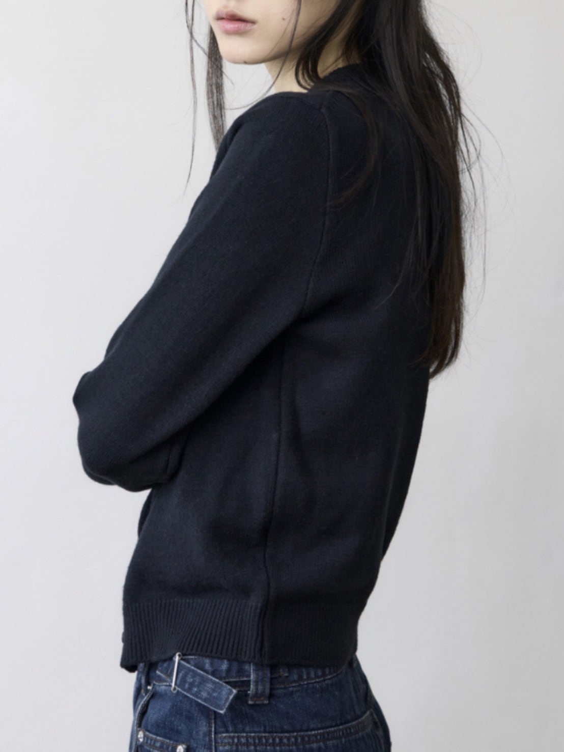 【THECOLDESTMOMENT】TCM mini logo knit cardigan