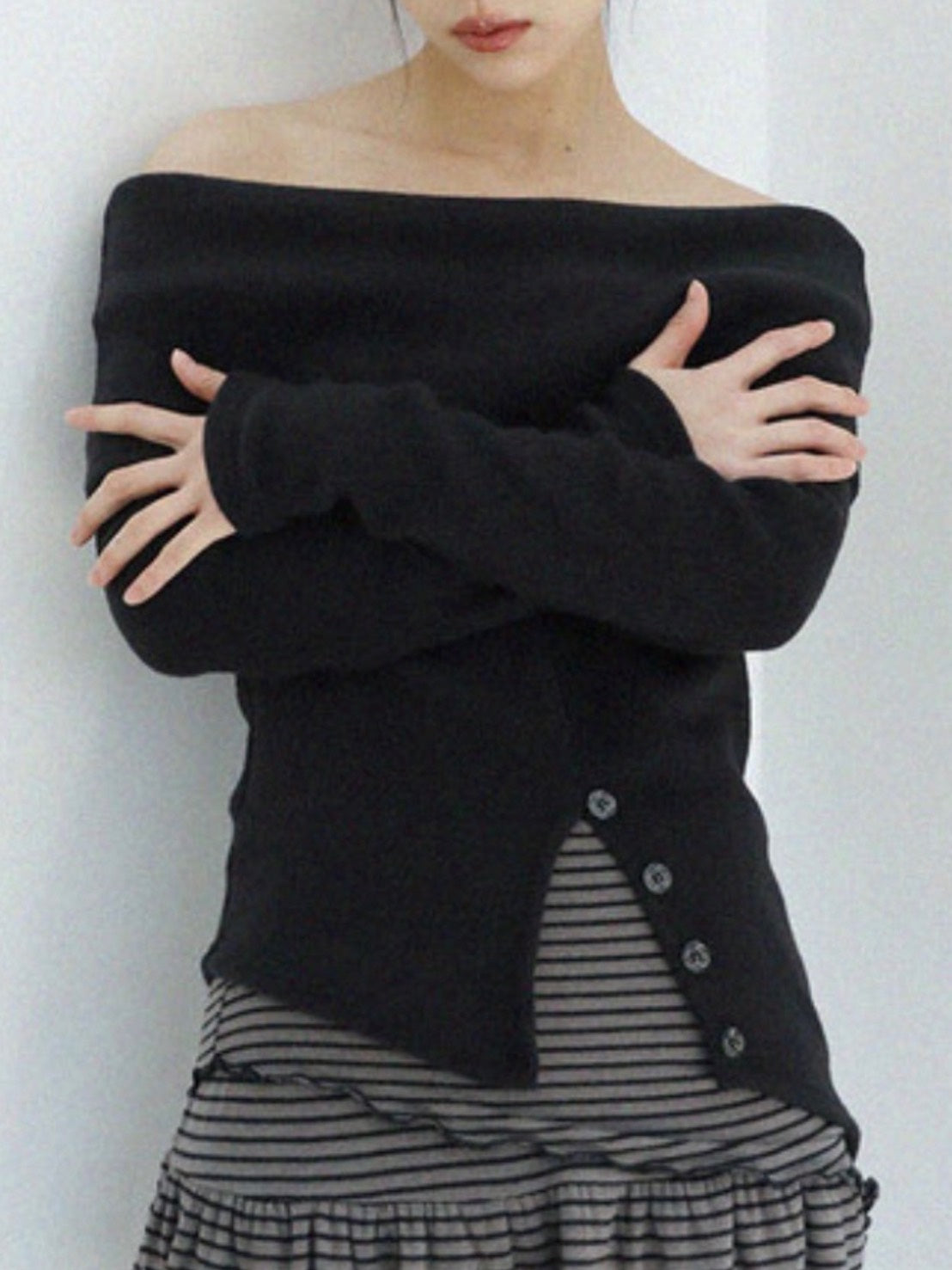 12/21 20:00 発売【Uglyshadow】BURTON KNIT OFF-SHOULDER