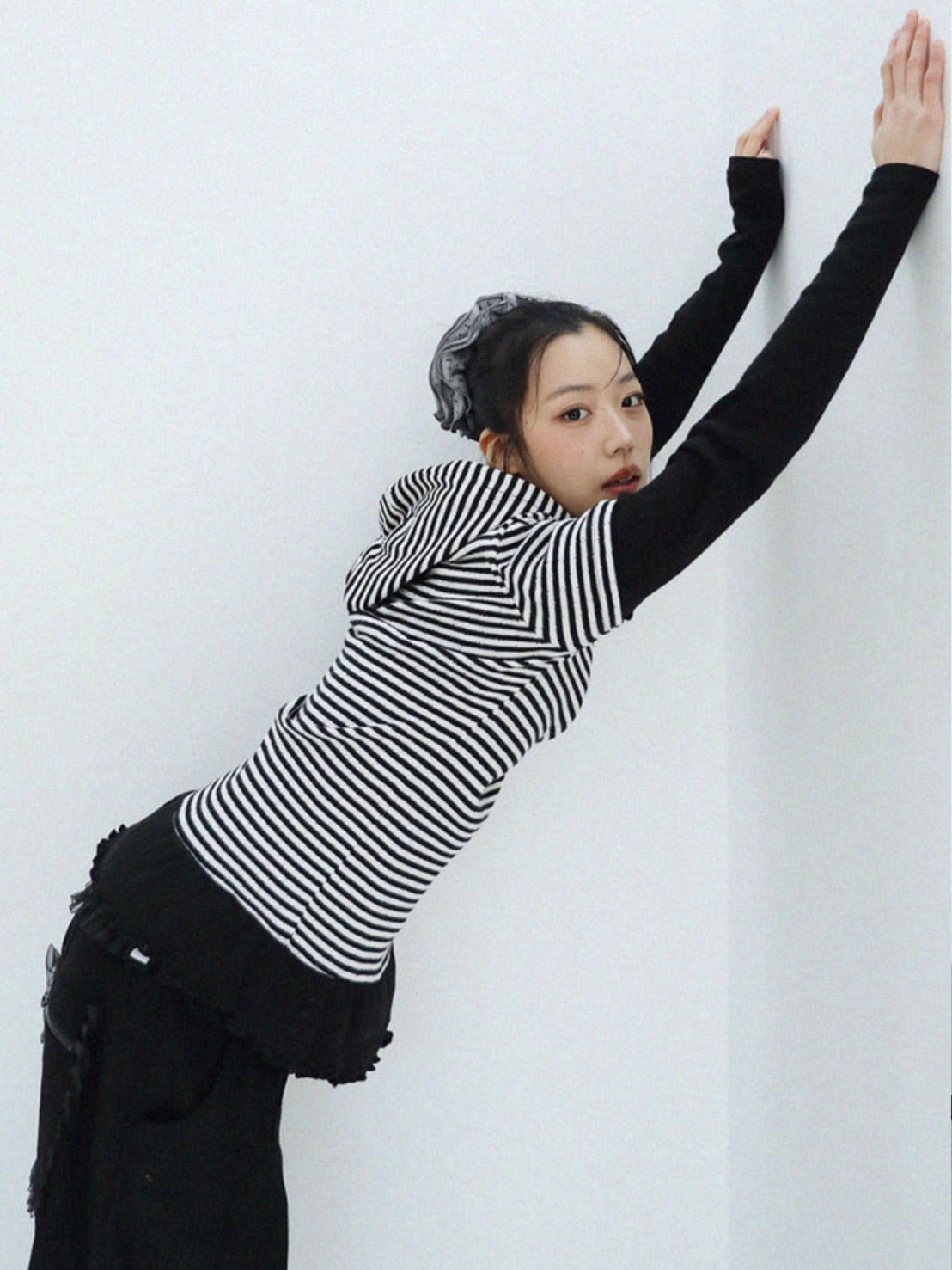 12/21 20:00 発売【Uglyshadow】LACE CORDUROY PANTS