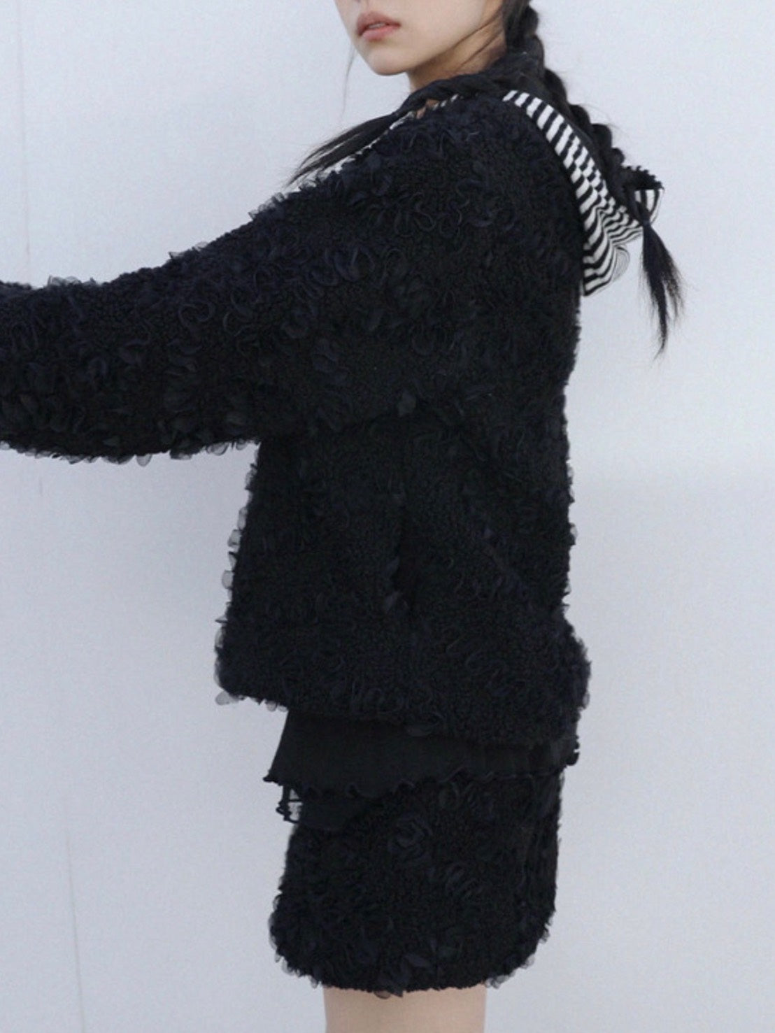 12/21 20:00 発売【Uglyshadow】RUFFLED FUR MINI SKIRT