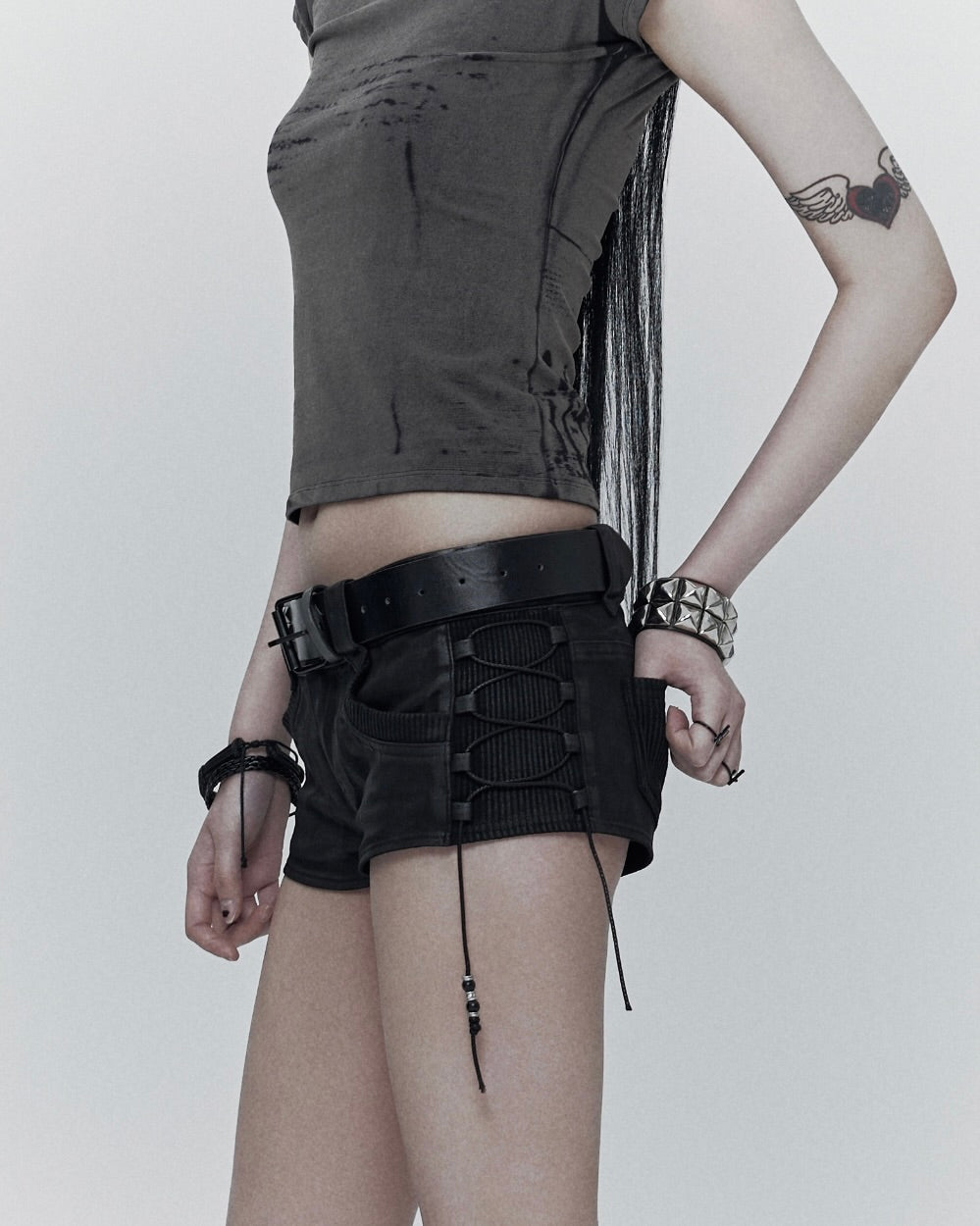 【bonienkiye】Waxed Lace-Up Shorts