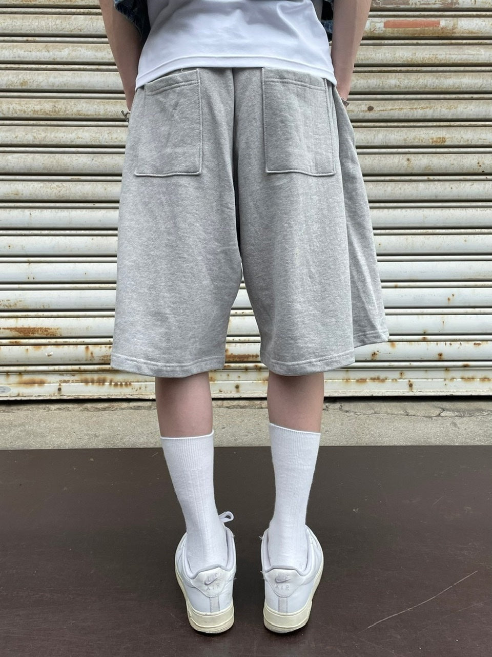 受注制【Chikashitsu +】side button sweat shorts (3color)