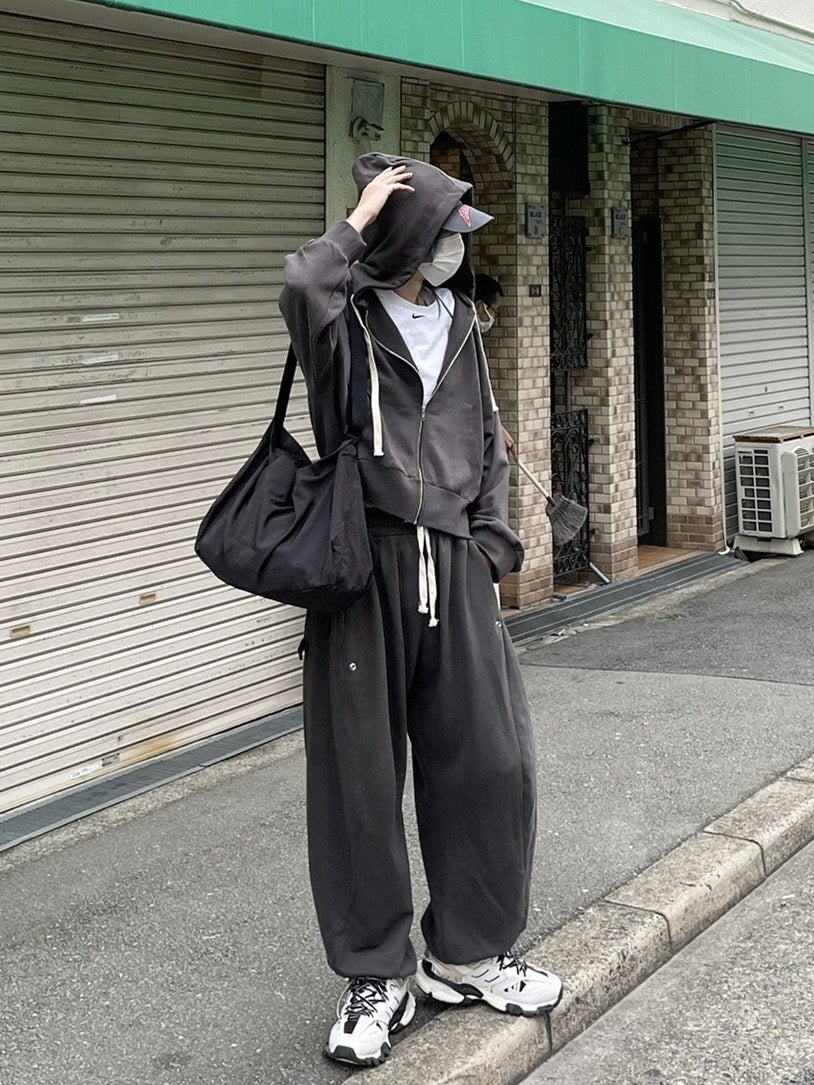 【Chikashitsu +】side button balloon sweat pants (3color)
