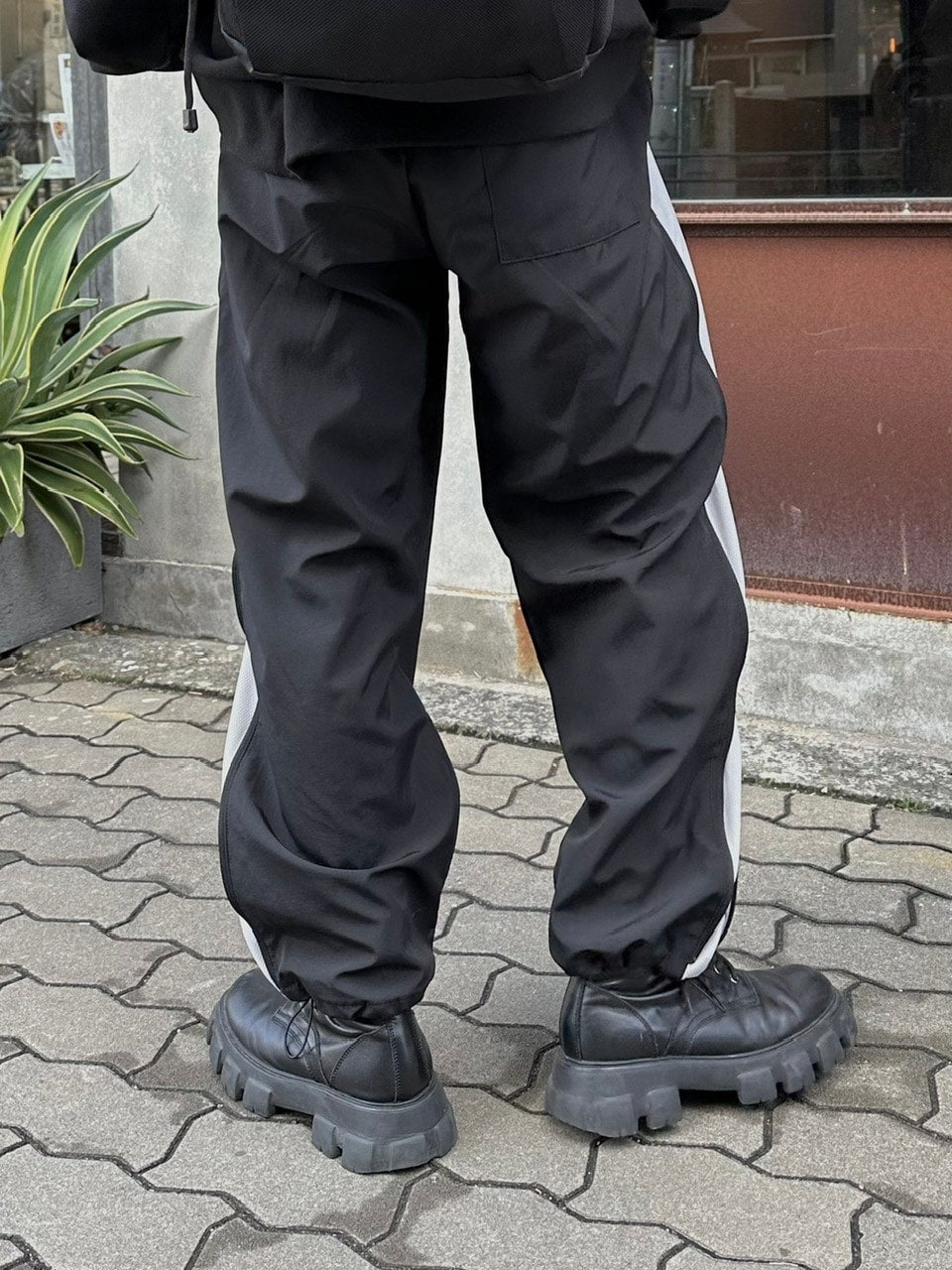 受注制【Chikashitsu +】side zip wide nylon pants (3color)