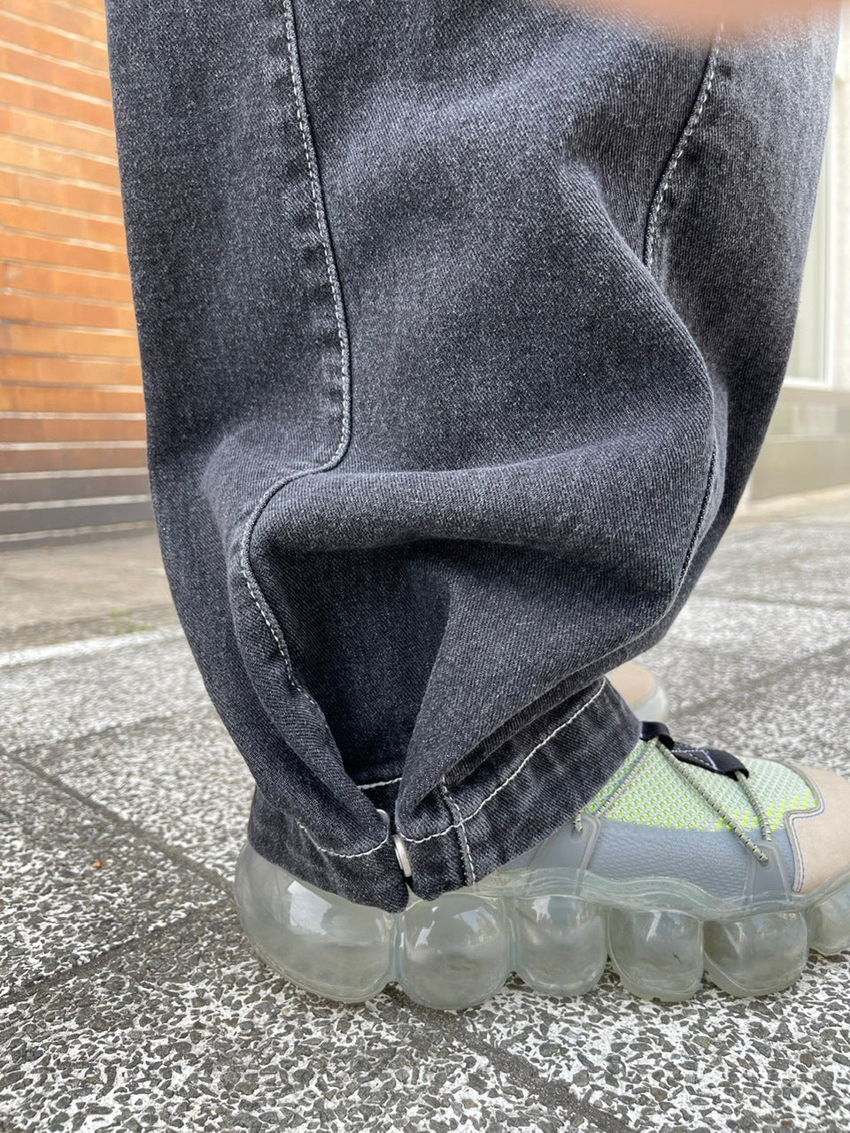 受注制【Chikashitsu +】snap button stitch denim pants / 【チカシツプラス】スナップボタンスティッチデニムパンツ