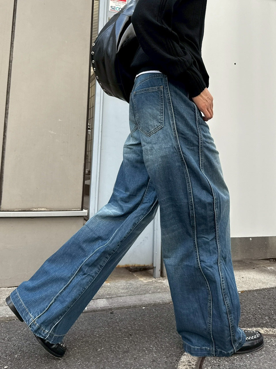 【Chikashitsu +】side wave design denim pants