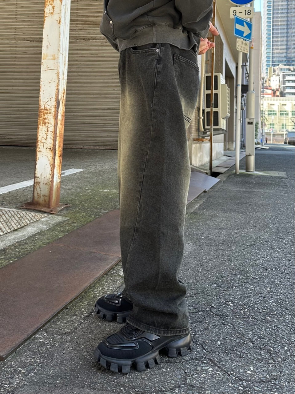 大阪店WEB限定受注制【Chikashitsu +】vintage wash curve denim pants
