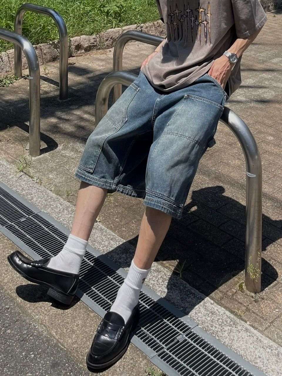 受注制【Chikashitsu +】studs design denim half pants (2color)