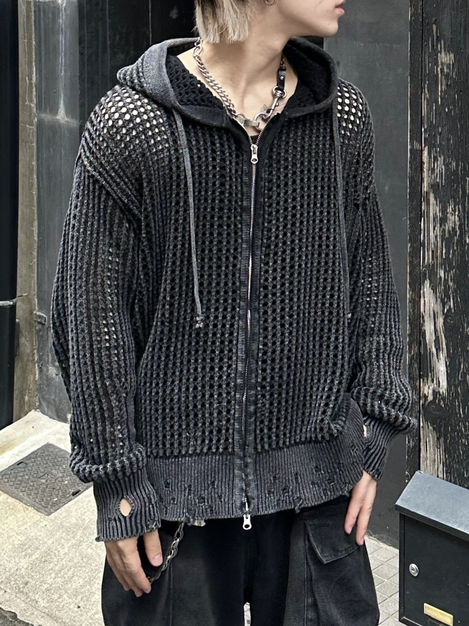 大阪店WEB限定受注制【Chikashitsu +】mesh zip damage hoodie (2color) / 【チカシツプラス】メッシュダメージジップアップ長袖パーカー