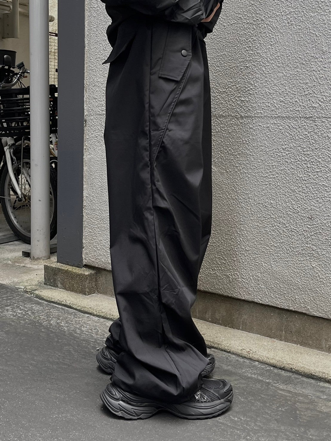 受注制【oaks】tuck design nylon wide pants (2color)