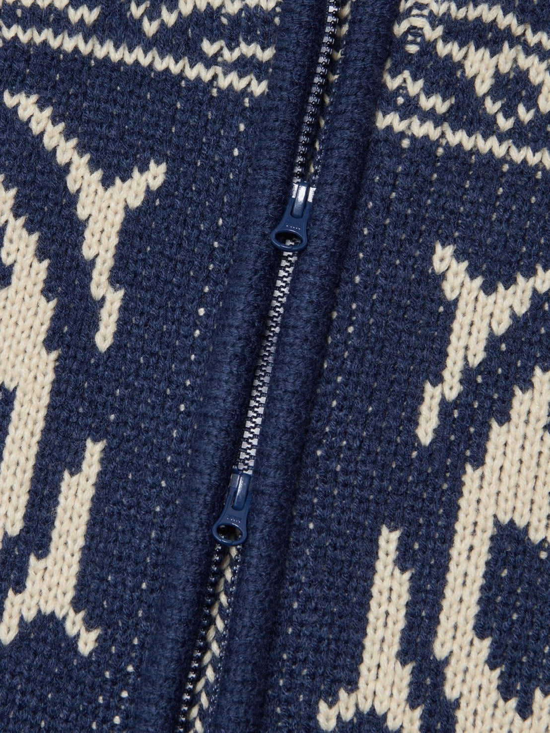 【NOMANUAL】COWICHAN HOODED ZIP-UP