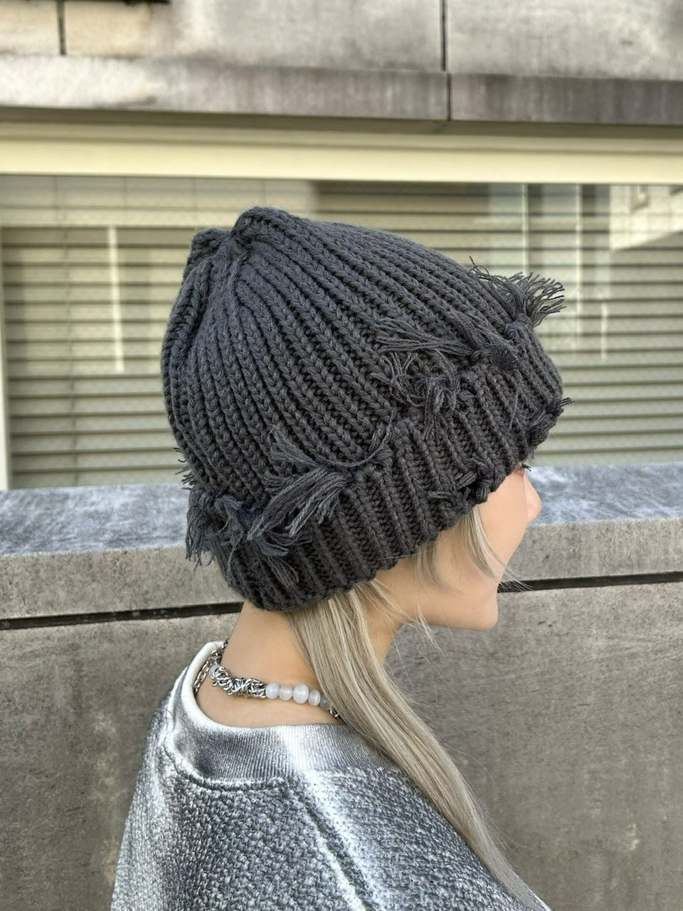 受注制【Never mind the XU】damage beanie (2color)