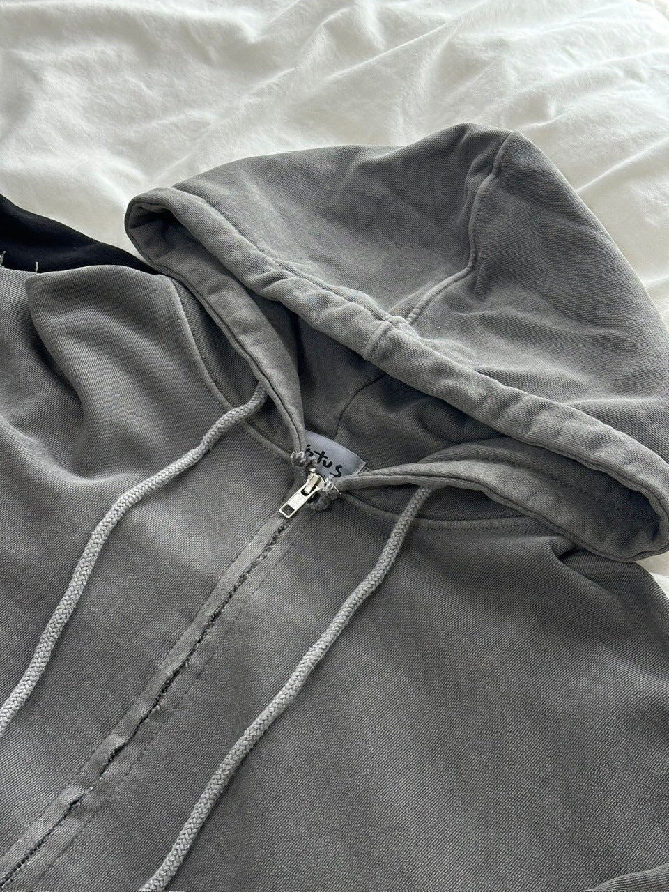 受注制【LUV CODE】pigment cropped zip up hoodie (2color)