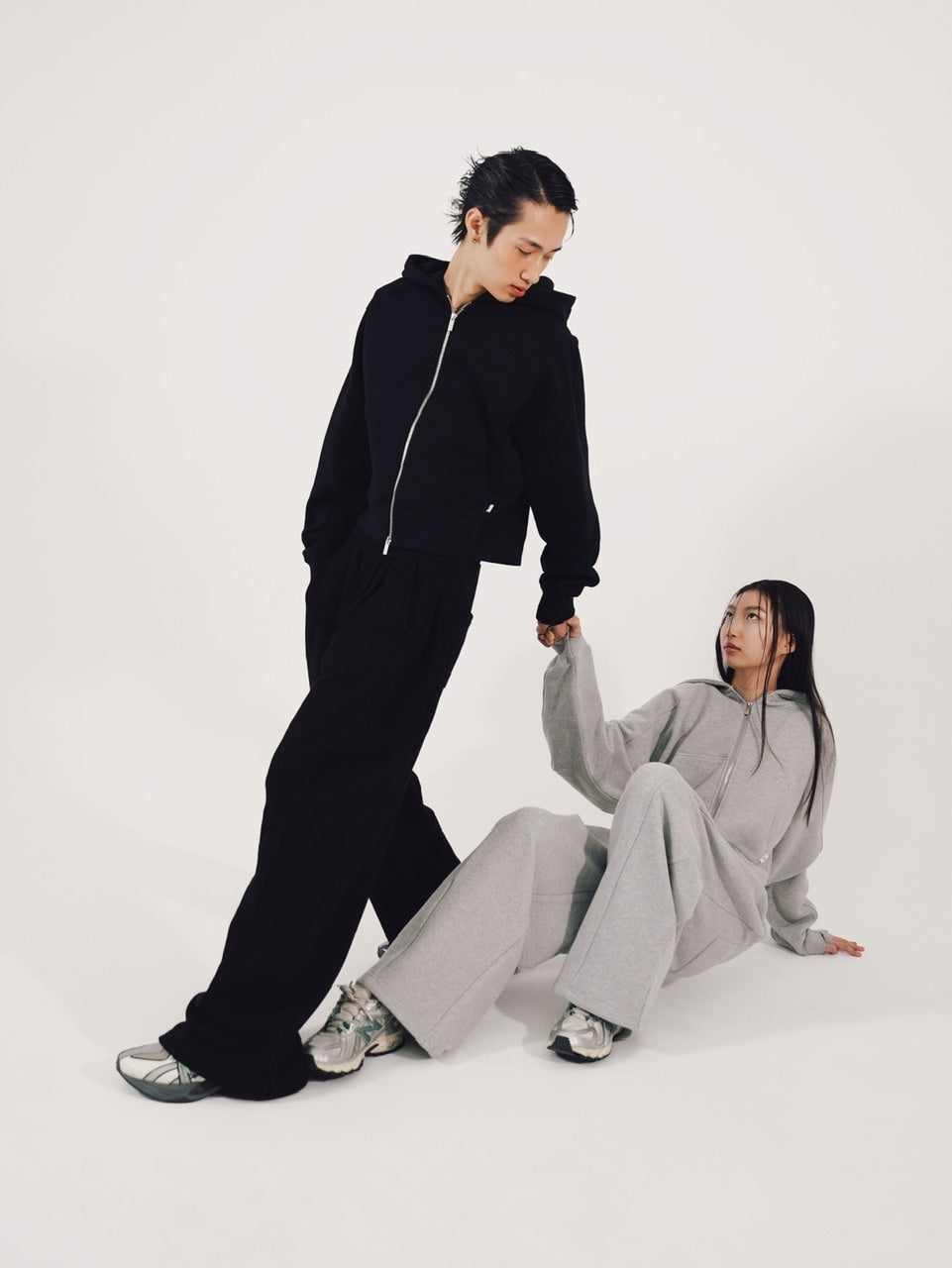 【CS】cropped double zip hoodie (black)