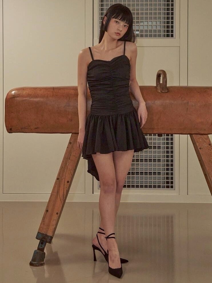 【ODDONEOUT】Shirring onepiece / 【オッドワンアウト】シャーリングキャミソールワンピース