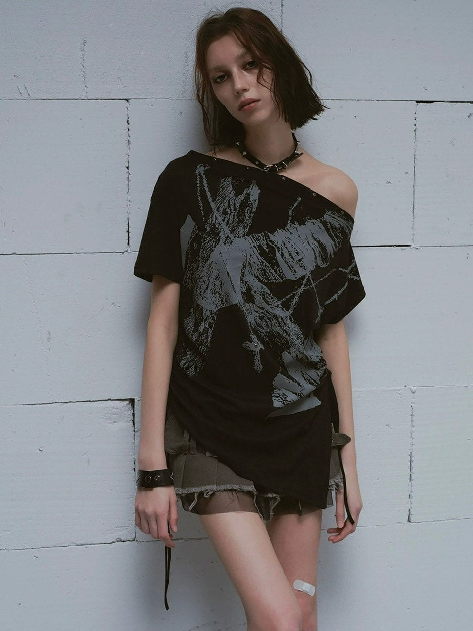 【Cest Nous】Off-shoulder ruched T-shirt / 【セヌー】オフショルダー半袖Tシャツ