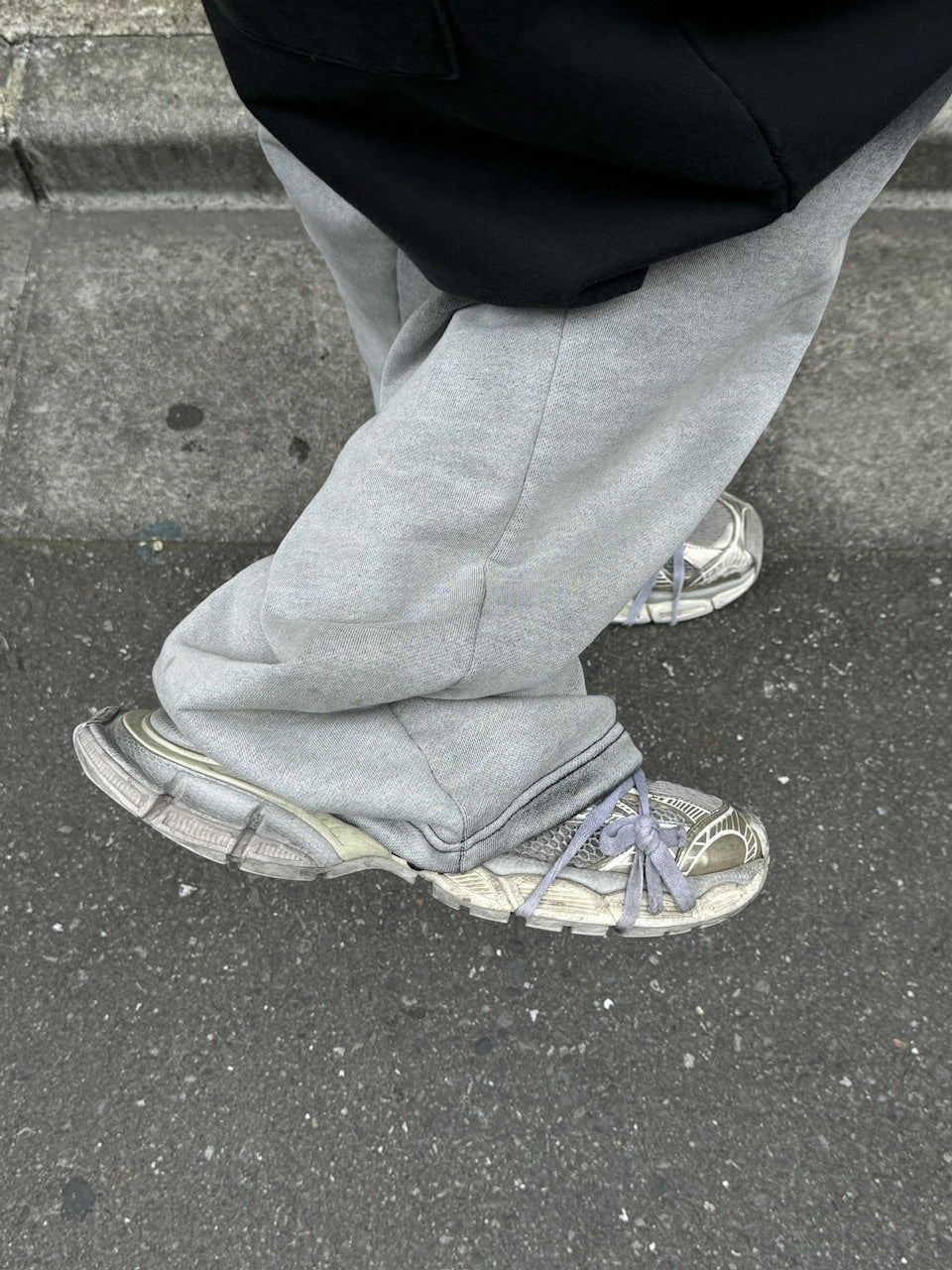 受注制【Chikashitsu +】gradation drawstring sweat pants / 【チカシツプラス】グラデーションドローコードスウェットパンツ