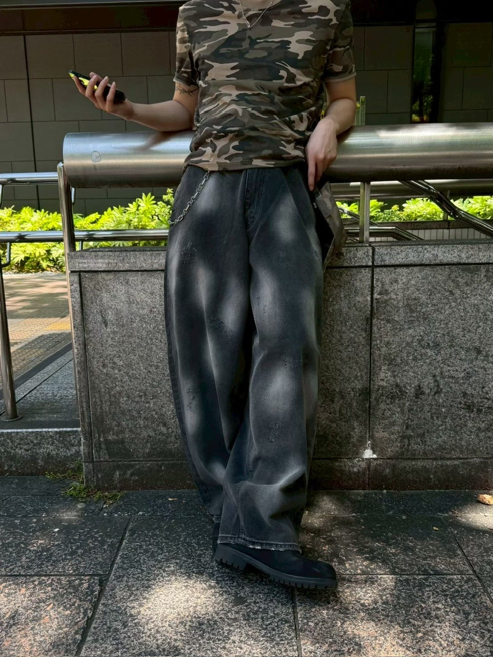 【Chikashitsu +】point wash balloon denim pants (2color) / 【チカシツプラス】ポイントウォッシングバルーンデニムパンツ