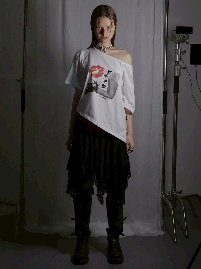【HOLY NUMBER 7】OFF-SHOULDER PUNK GRAPHICS SHORT-SLEEVED T-SHIRT / 【ホーリーナンバーセブン】オフショルダープリント半袖Tシャツ