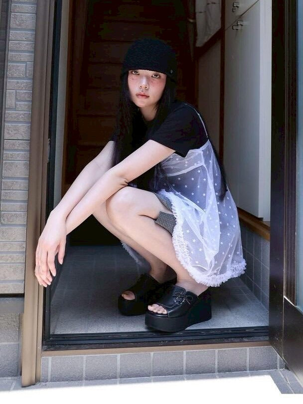 【Uglyshadow】MESH STAR SHIRRING SLEEVELESS / 【アグリーシャドウ】メッシュスターシャーリングシアーキャミソール