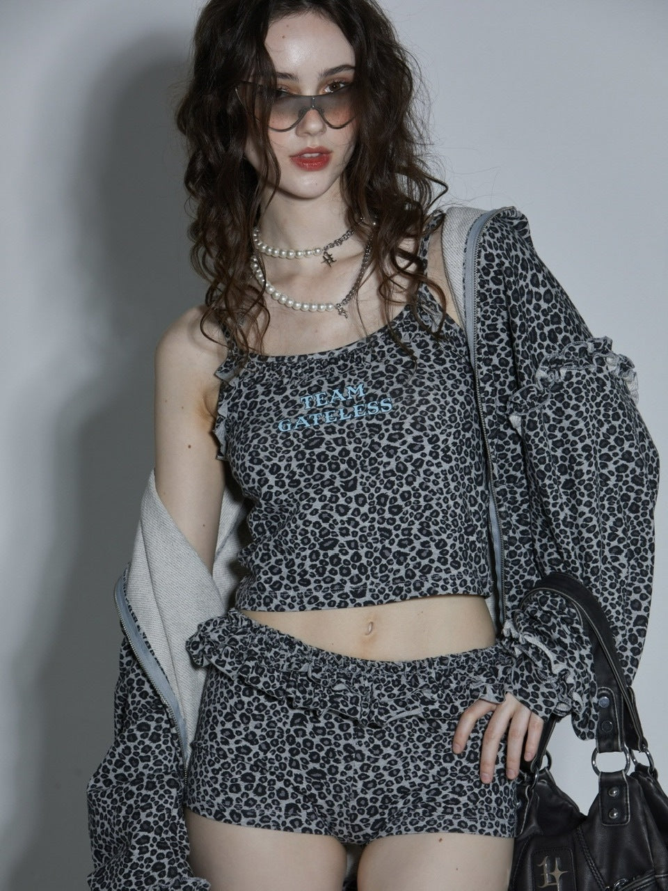 【GATELESS】LEOPARD FRILL MICRO MINI SHORT PANTS / 【ゲートレス】レオパードフリルマイクロミニショートパンツ