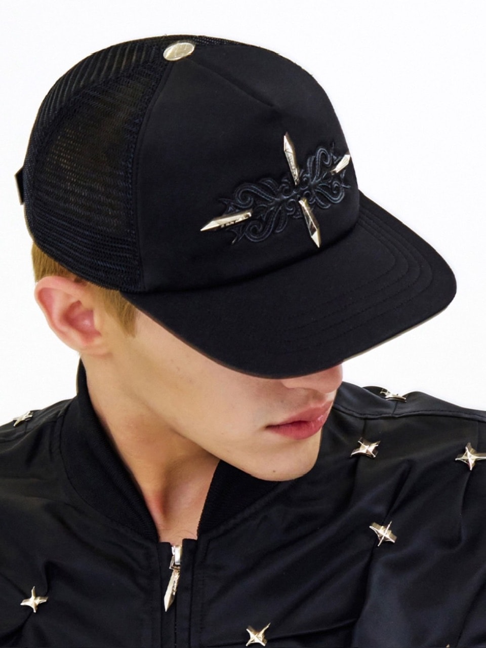 【E RIN AI E】CROSS TRUCKER CAP