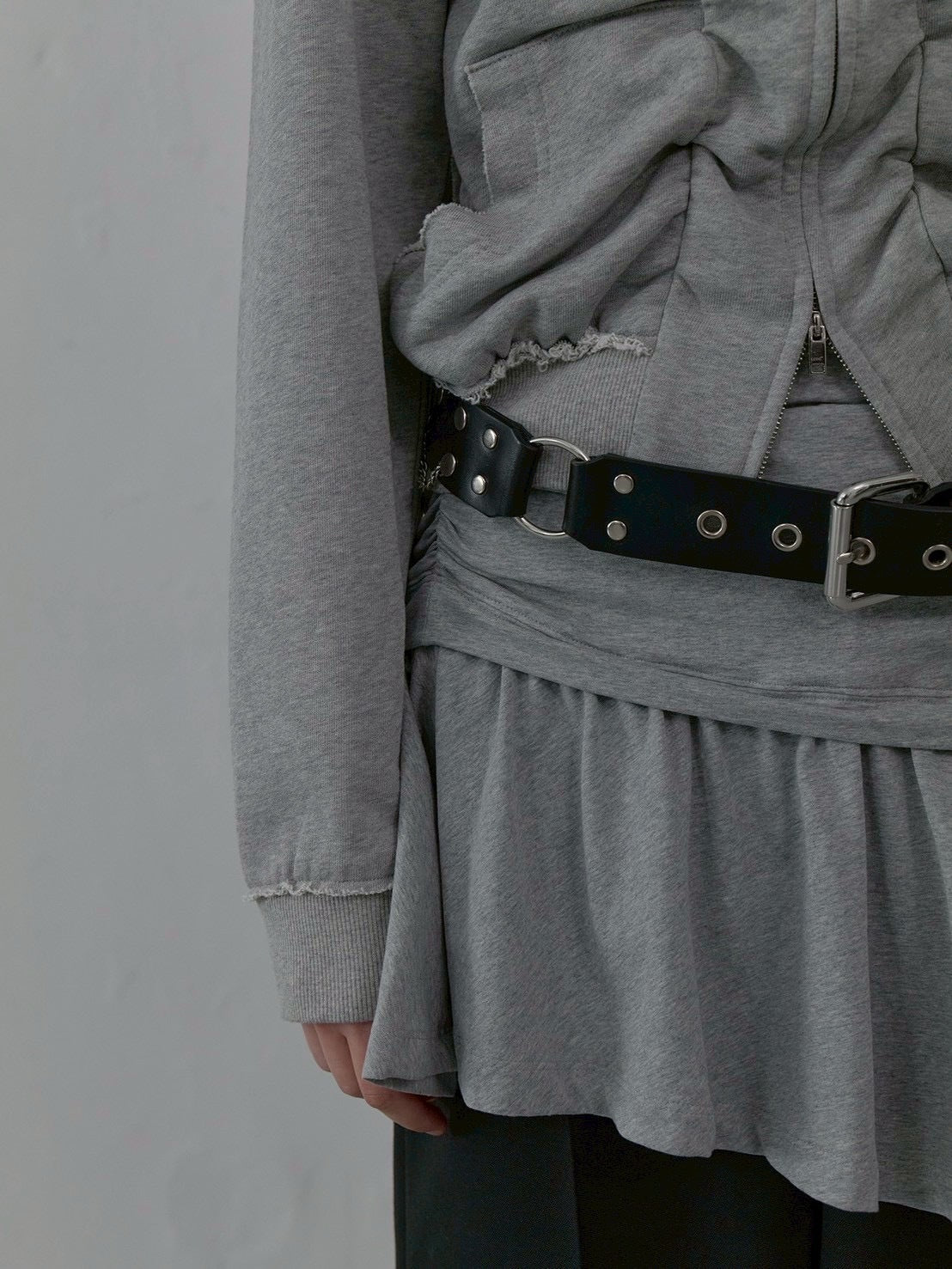 【LCDC】SHIRRING DETAIL ZIP-UP HOODIE / 【エルシーディーシー・ティーエム】シャーリングディティールジップアップパーカー