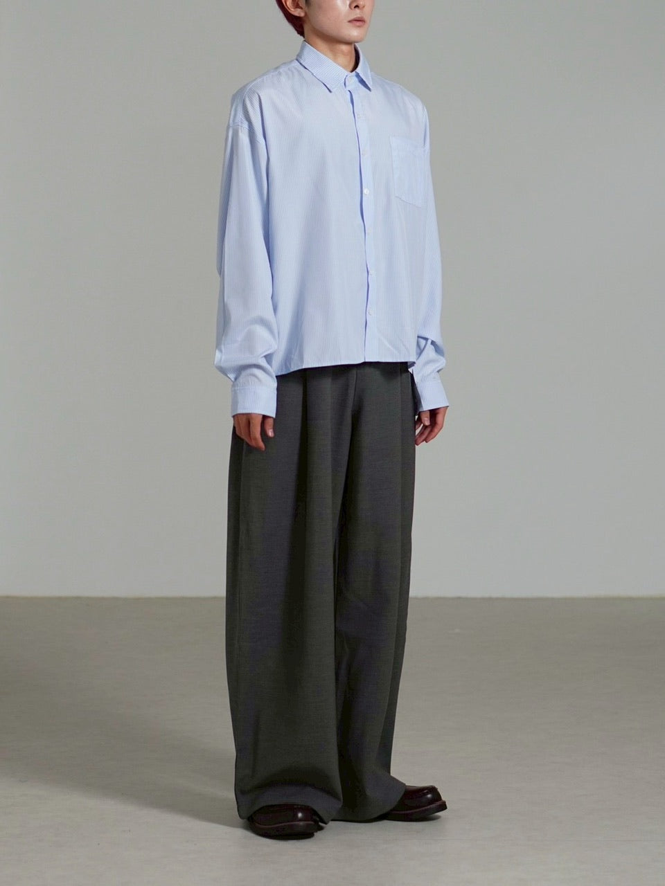 受注制【Chikashitsu +】cropped stripe shirt / 【チカシツプラス】クロップドストライプ長袖シャツ (3color)