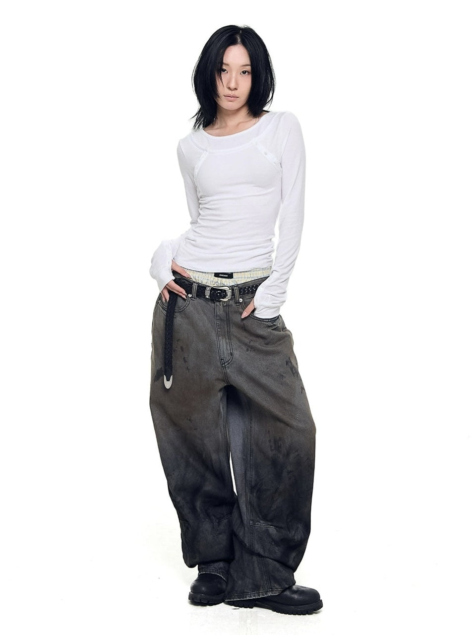 12/21再入荷【AAKAM】Dirty Gradation Denim Pants