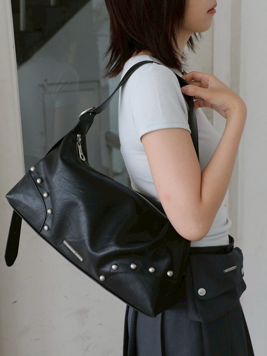 【IUGAMAKARAS】Studded Hobo Bag