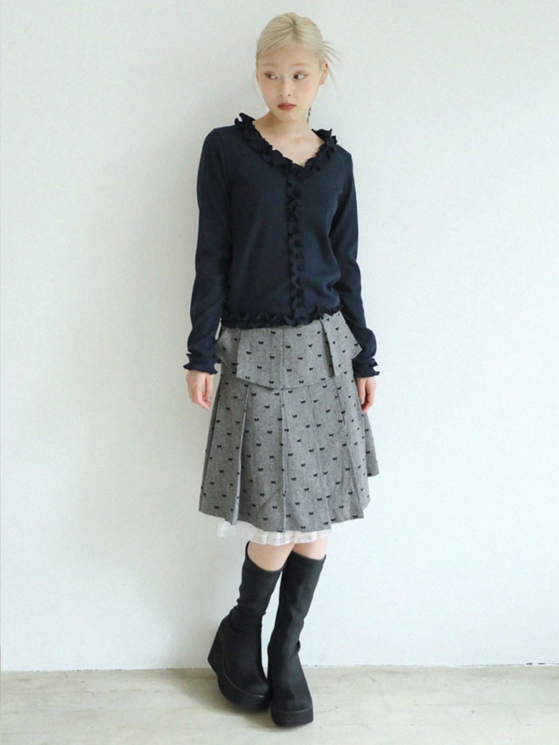 12/21 20:00 再販【Uglyshadow】RUFFLE RIBBED T-SHIRT